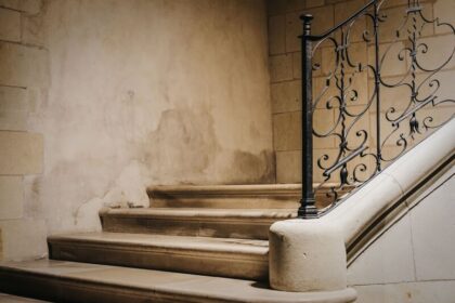 escalier-d-une-maison-ancienne